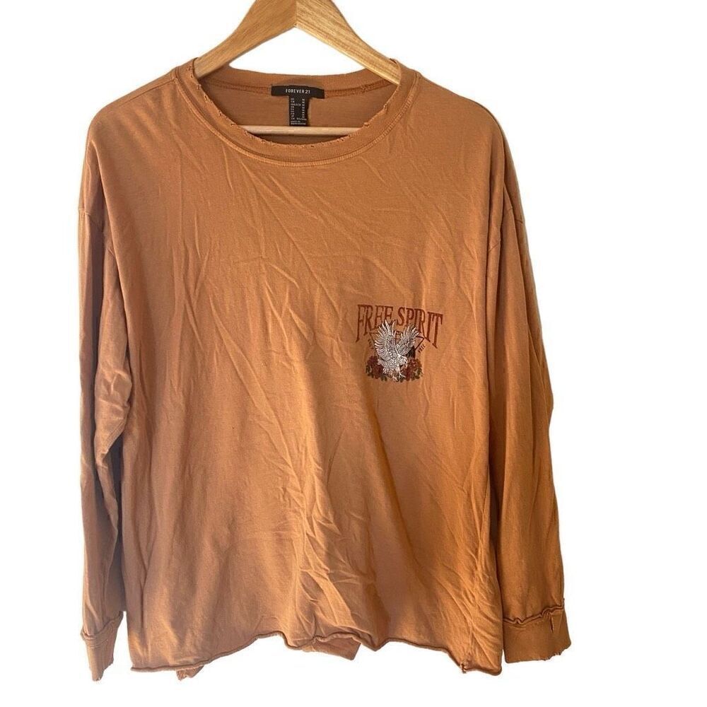 Free spirit born free very distressed intention holes and tears world rock tour